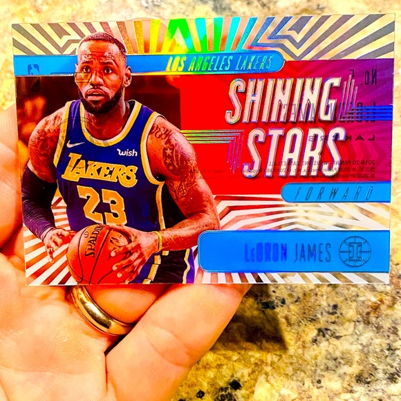 Lebron James - Picture 1 of 2